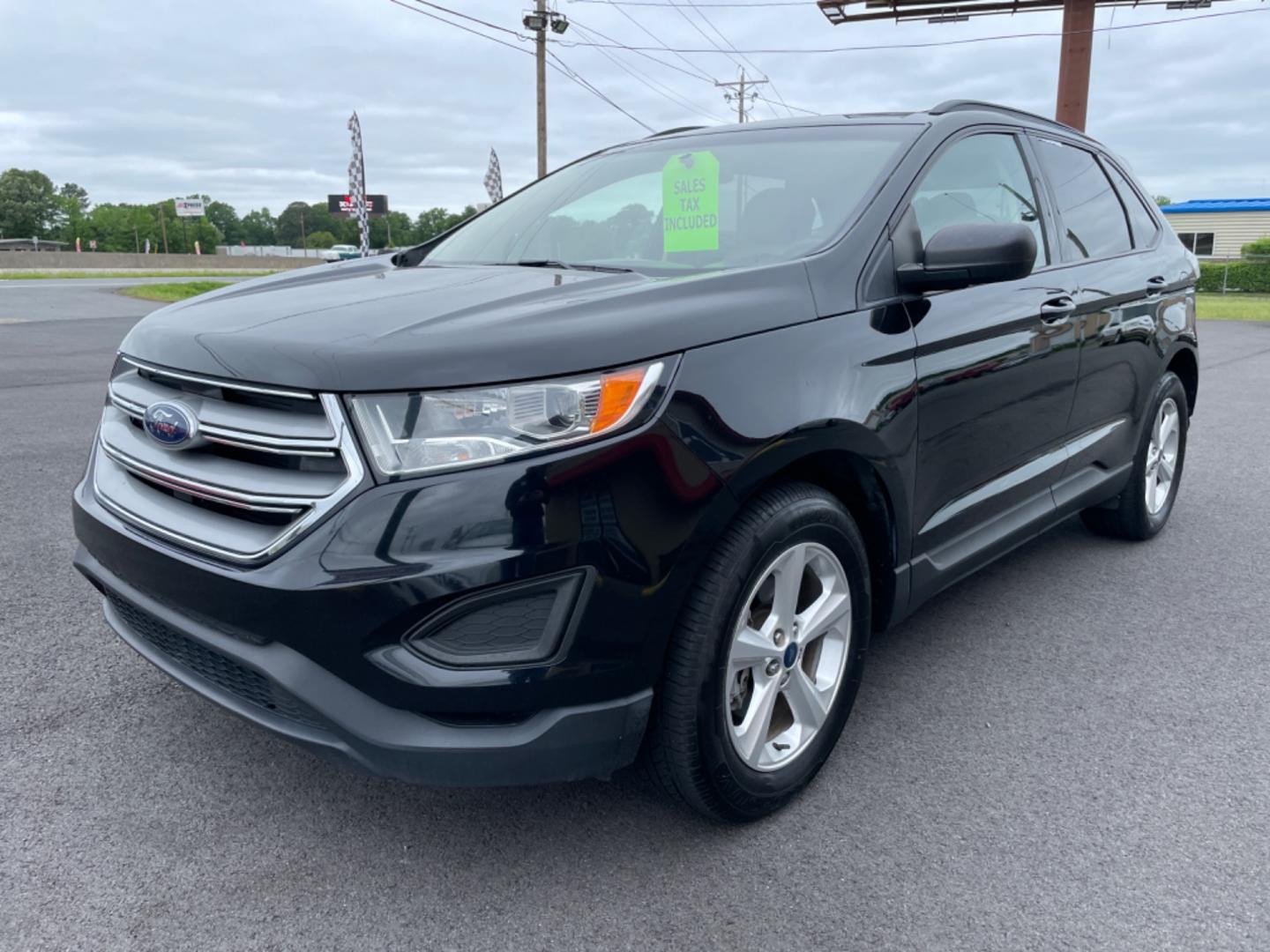 2018 Black Ford Edge (2FMPK3G91JB) with an 4-Cyl, EcoBoost, 2.0L engine, Auto, 6-Spd SelShft transmission, located at 8008 Warden Rd, Sherwood, AR, 72120, (501) 801-6100, 34.830078, -92.186684 - Photo#3